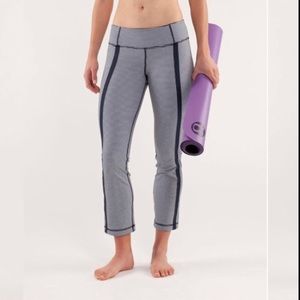 Lululemon crop pants/Leggings Size 10
